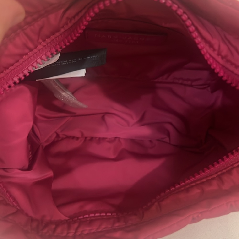 Marc Jacob’s Vibrant Pink Quilted Crossbody NWT - Picture 12 of 16